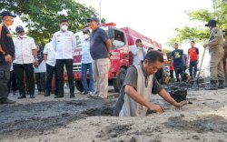 Penasaran dengan Strategi Penanganan Banjir Bulukumba, Adnan Purichta Temui Andi Utta