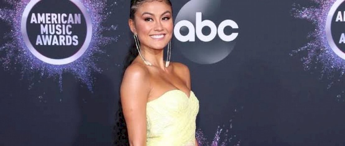 Agnez Mo Ajak Masyarakat Kenalkan Indonesia Lewat Karya, Bukan Lewat Atribut 