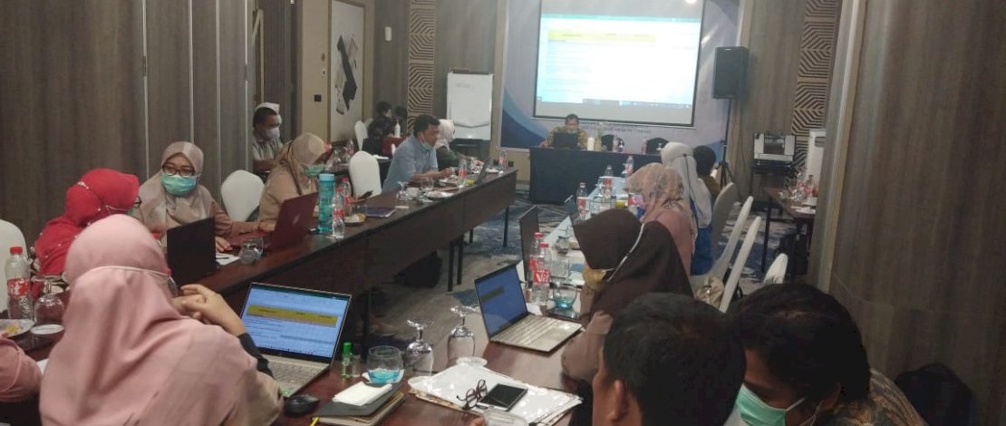 Suasana Bimtek Peta Risiko yang digelar LLDIKTI Wilayah IX di Makassar.