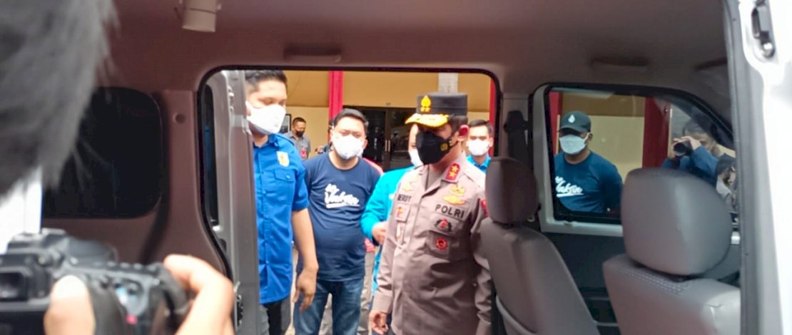 Kapolda Sulsel Launching Ambulans Lembaga Kesehatan KNPI Sulsel