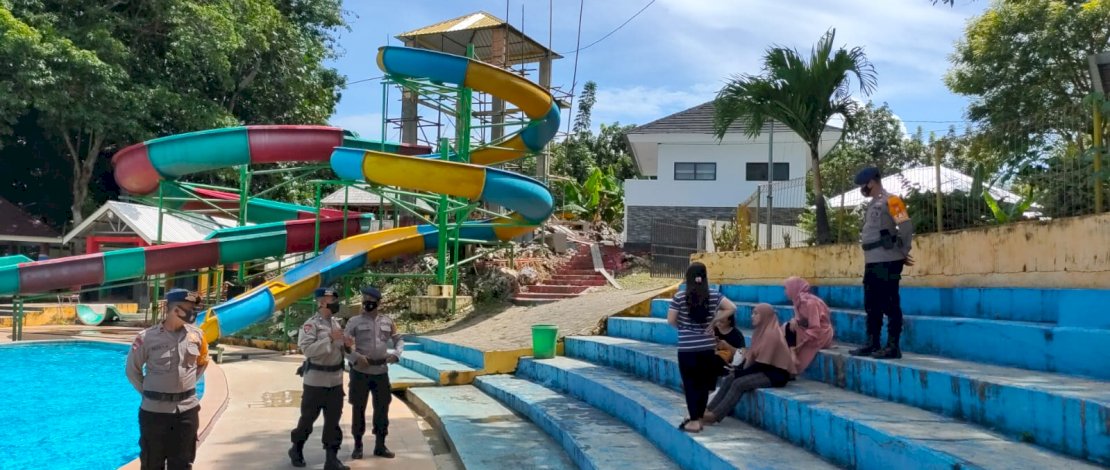 Akhir Pekan Personel Brimob Bone Gelar Patroli, Kunjungi Tempat Wisata