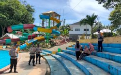 Akhir Pekan Personel Brimob Bone Gelar Patroli, Kunjungi Tempat Wisata