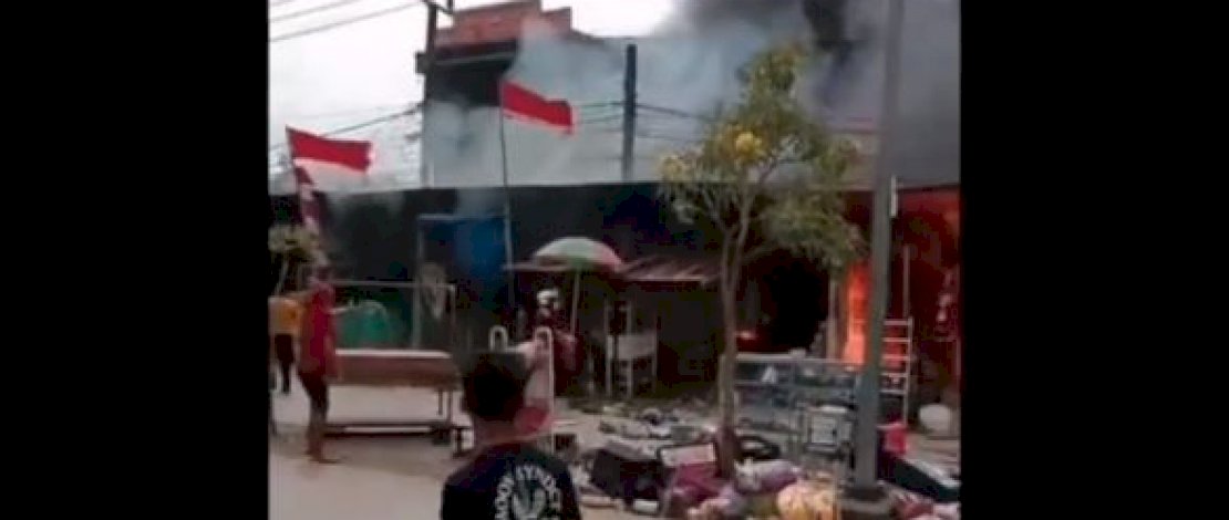 Kebakaran kios di Jalan Pajjaiang, Sudiang, Makassar.