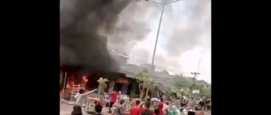 Kebakaran kios di Jalan Pajjaiang, Sudiang, Makassar.