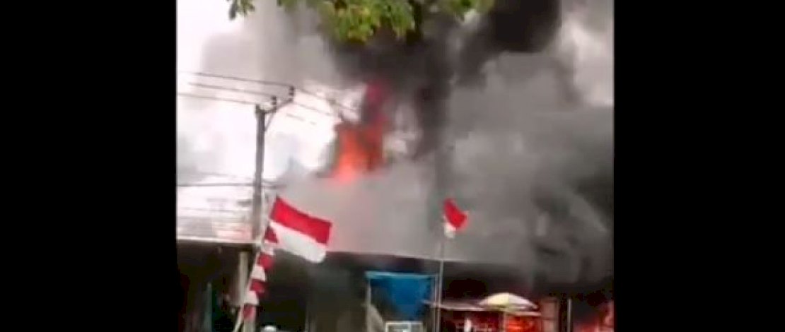 Kebakaran kios di Jalan Pajjaiang, Sudiang, Makassar.