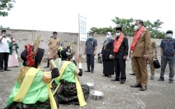 Bupati Luwu Letakkan Batu Pertama Pembangunan Kantor Pengadilan Agama