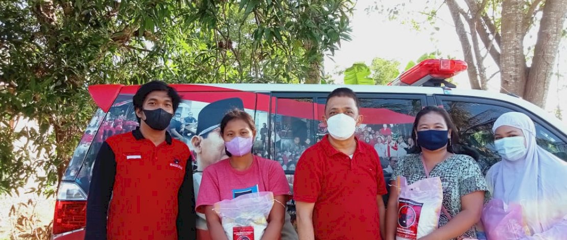 Badan Penanggulangan Bencana PDIP Sulsel bergerak cepat menyalurkan bantuan untuk korban terdampak banjir bandang di Kabupaten Wajo, yang terjadi sejak 29 Agustus 2021 lalu. 