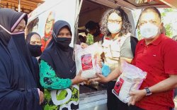 Gerak Cepat, Dokter Fadli Ananda Turunkan Baguna PDIP Sulsel Bawa Bantuan untuk Korban Banjir Bandang di Wajo