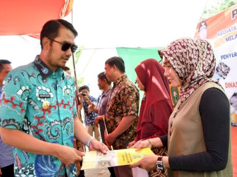 200 Pelaku UMKM di Sinjai Dapat Bantuan Sertifikat Tanah Dari Pemerintah