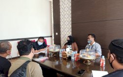 Datangi Kantor DPRD Bone, IKA SUPM Suarakan Aspirasi Tolak Penutupan SUPM Bone