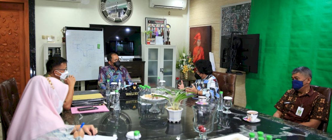 Perwakilan USAID IUWASH PLUS, menemui Wali Kota Makassar, Moh Ramdhan Pomanto