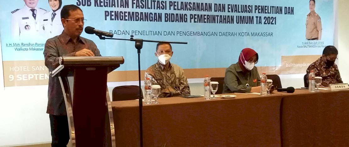 Seminar Hasil Naskah Akademik dan Norma Perseroda, Sekda Kota Makassar Apresiasi Kinerja Balitbangda