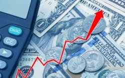 Dollar Melambung, Sri Mulyani Pasang Alarm Waspada Tingkat Tinggi