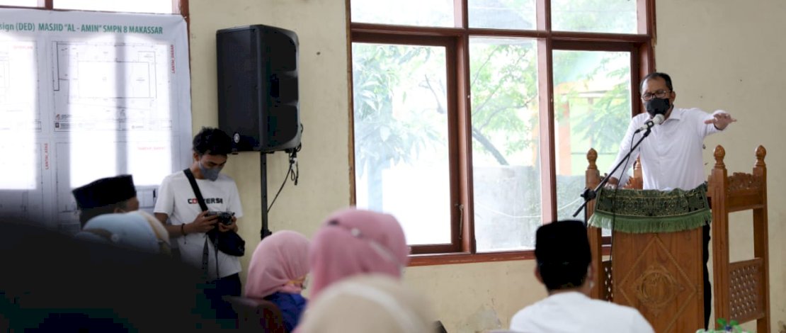 Danny Pomanto dalam sambutan di acara peletakan baru pertama SMP Negeri 8 Makassar, Jumat (10/9/2021).