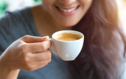 Hati-hati, 4 Kebiasaan Minum Kopi Ini Bikin Umur Cepat Berkurang 