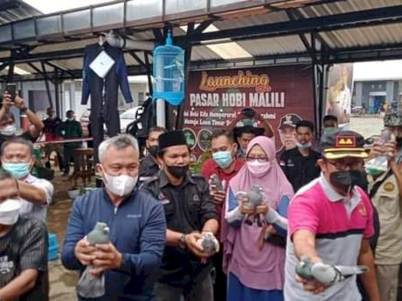 Bupati Lutim Budiman Resmikan Pasar Hobi Malili 