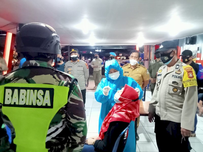Berantas Covid-19 di Kecamatan Tamalanrea, Muhammad Rheza Gelar Patroli di Tempat Keramaian 