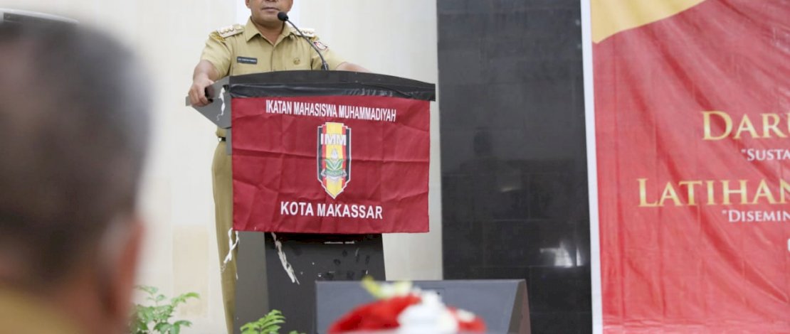 Wali Kota Makassar menghadiri pembukaan Latihan Instruktur Dasar (LAD ) dan Darul Arqam Madya (DAM), yang diselenggarakan Pimpinan Cabang (PC) Ikatan Mahasiswa Muhammadiyah (IMM) Kota Makassar, di Baruga Anging Mammiri, Senin (13 /9/2021).