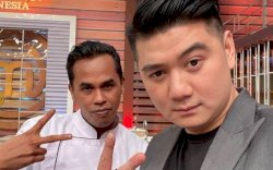 Dituding Pansos Ajak Lord Adi Kolab di YouTube, Chef Arnold Geram: Saya Bantu Biar Dia Dapat Golden Play Button