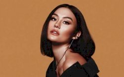  Peringati Bulan Kesadaran Kesehatan Mental, Agnez Mo Unggah Foto-Foto Tanpa Makeup dan Filter 