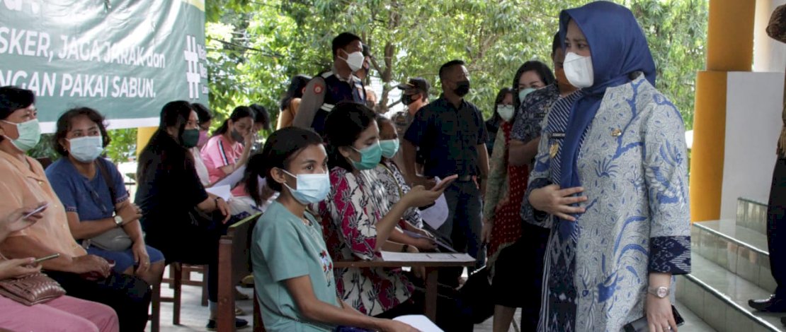 Vaksinasi Tingkat Kelurahan, Wakil Wali Kota Makassar Fatma Minta Ada Bilik Khusus Perempuan