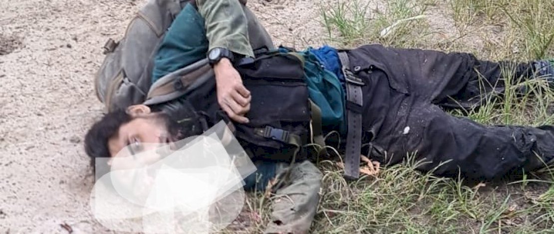 Dua pria mirip Ali Kalora dan Jaka, tewas tertembak.