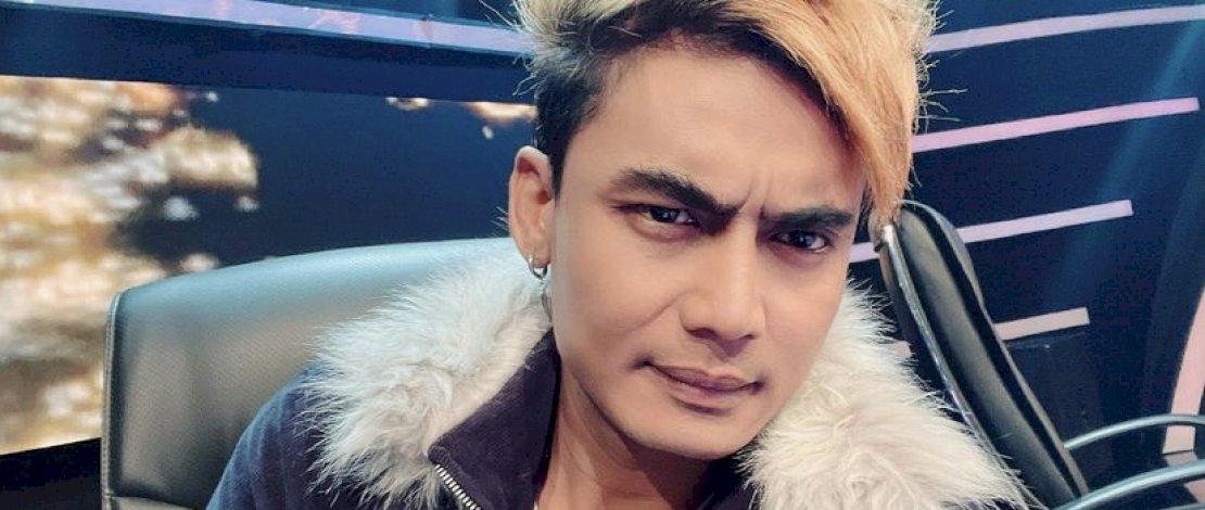 Tampilan baru Charly Van Houten setelah hengkang dari ST12.