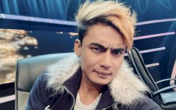 Sempat Krisis Keuangan Pasca Hengkang Dari ST12, Charly Van Houten Kini Miliki Perusahaan Rokok