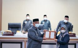 DPRD Parepare dan Pemkot Tandatangani Nota Kesepakatan KUA-PPAS 2021