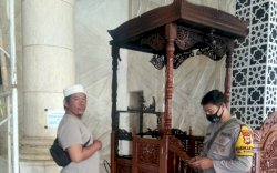 Mimbar Masjid Raya Makassar Dibakar, Pelaku Loncat Pagar Saat Dikejar Sekuriti