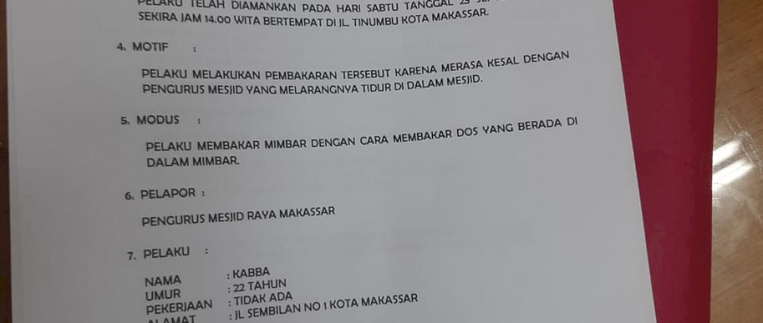 Konferensi pers yang dipimpin Kapolrestabes Makassar, Kombes Pol Witnu Urip Laksana.