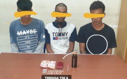 Pesta Sabu di Rumah, Tiga Warga Luwu Diamankan Polisi