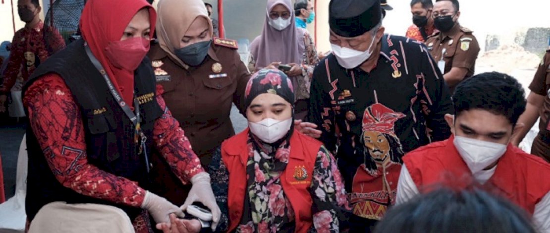 Wabup Gowa Tinjau Vaksinasi untuk Masyarakat dan Tahanan Kejari Gowa