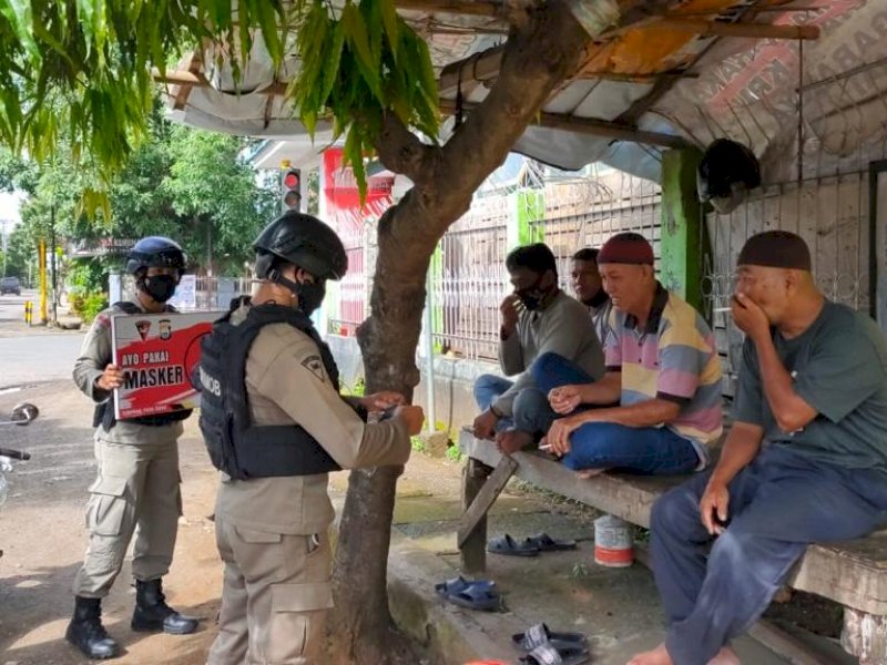 Kasus Covid 19 Terus Melandai di Kab Bone, Batalyon C Pelopor Tetap Gencar Sosialisasi Prokes