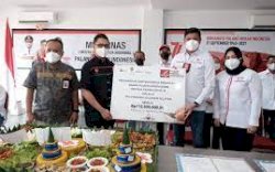 Momentum HUT ke-76, PMI Sulsel Aktif Lakukan Penanganan Covid-19