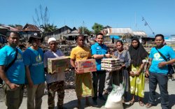Partai Gelora dan Blue Helmet Bantu Korban Kebakaran Di Galesong Takalar