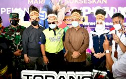 Yel-Yel Ewako dan Selamat Datang Sambut Plt Gubernur SulSel dan Rombongan di PON XX Papua