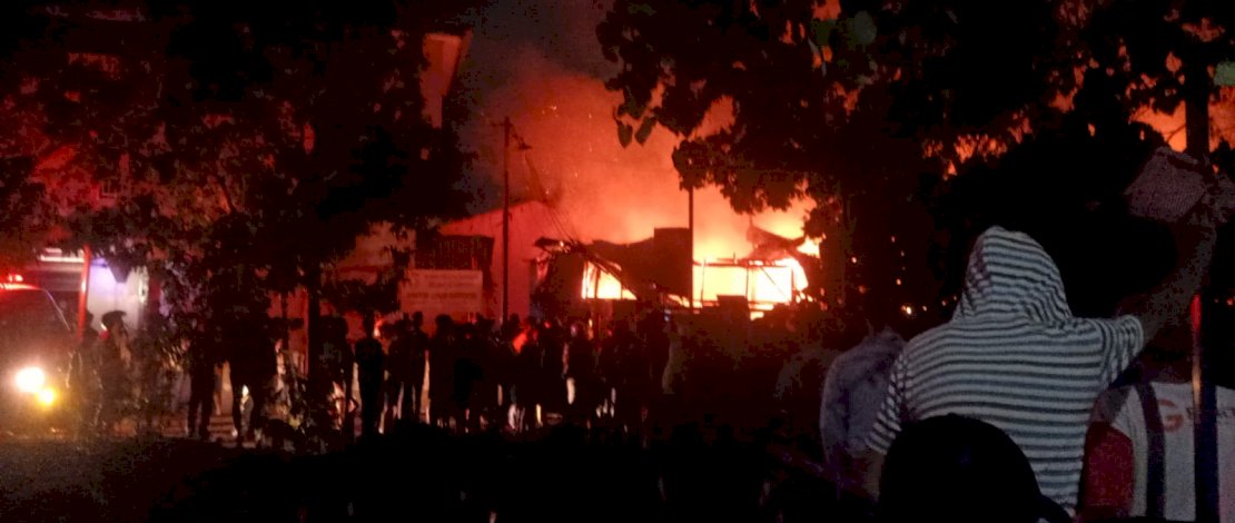 Kebakaran di Rappocini, Jumat malam.