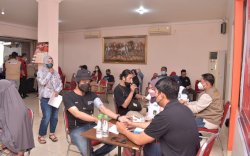 Peserta Vaksinasi PDI Perjuangan Sulsel di ARW Center dan Kampus Unimerz mencapai 1200 peserta