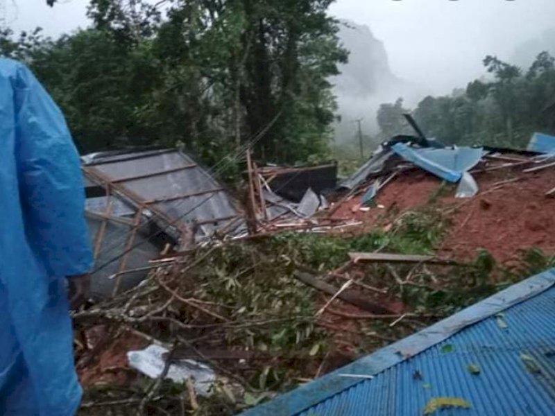 4 Orang Meninggal Longsor di Mamuju, Kemensos Kirim Logistik dan Tagana 