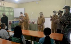Camat Tamalanrea Pantau Uji Coba Pembelajaran Tatap Muka