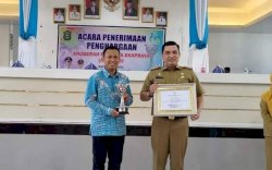Bupati Takalar Syamsari Kitta Terima Penghargaan APE 2020