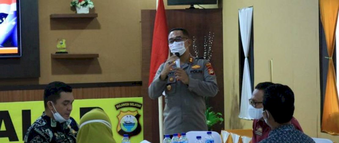 Sekda Takalar Hadiri Rakor Percepatan Vaksinasi Bagi Pelajar