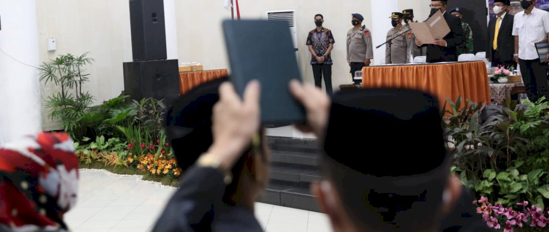 Suasana pelantikan pejabat administrator Pemkot Makassar.