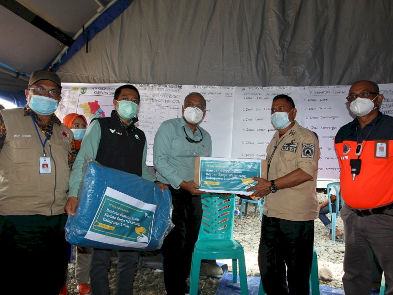 PT Vale Bantu Korban Banjir Bandang dan Tanah Longsor di Luwu