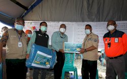 PT Vale Bantu Korban Banjir Bandang dan Tanah Longsor di Luwu
