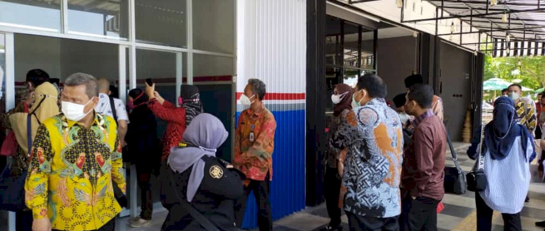 Suasana kunjungan Komisi VIII DPR RI ke Balai Anak Toddopuli Makassar.