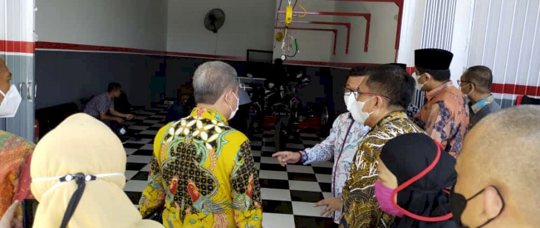 Suasana kunjungan Komisi VIII DPR RI ke Balai Anak Toddopuli Makassar.