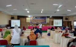 Dinkes Parepare Gelar Bimtek Keamanan Pangan Bagi IRT