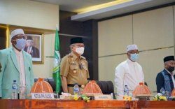 Taufan Pawe Hadiri Pengukuhan Pengurus IPHI Parepare